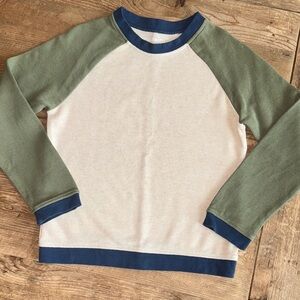 Like New! Boys Rufflebutts Raglan Sweater with Navy Trim sz 7